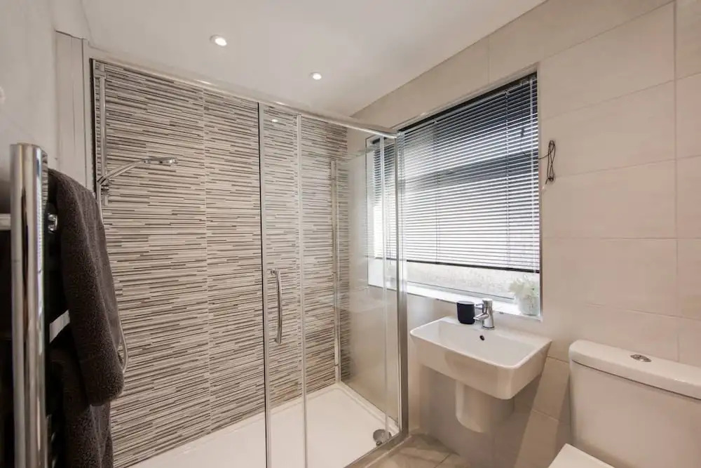 Bungalow 2 min Walk to Beach and sea Sleeps 6