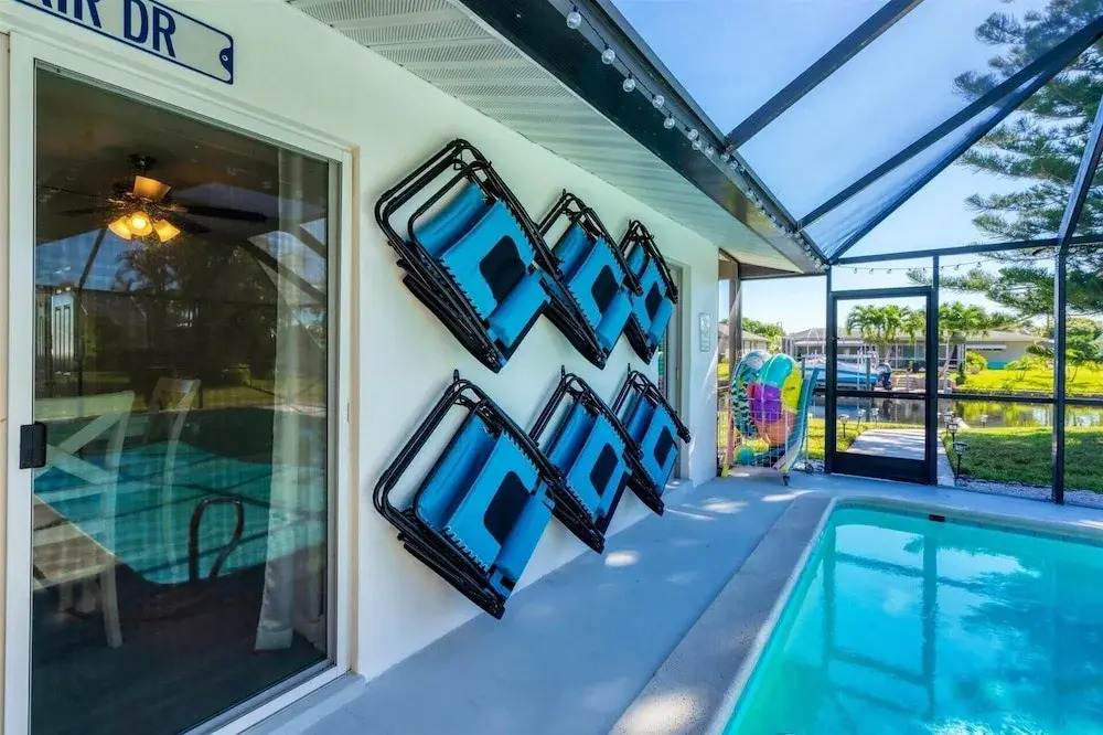 Cape Coral 3 Bedroom Private Pool Home - Canal Access 3 Home