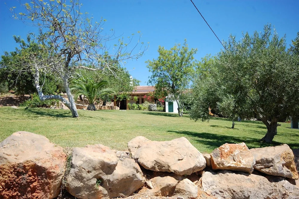 Rustic Villa Tavira with Mountain Views and Pool