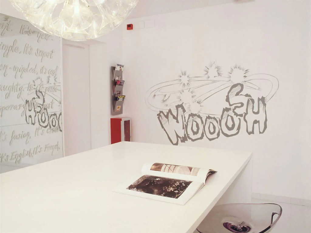Chic & Basic Tallers Hostal