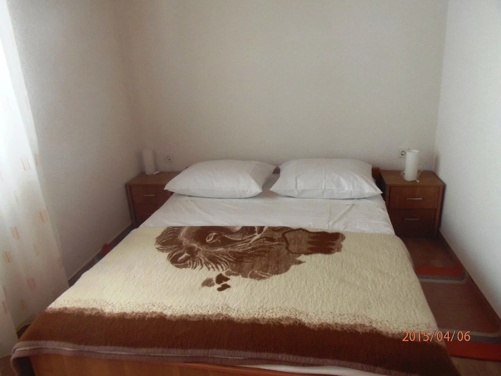 Apartments Milka Brodarica