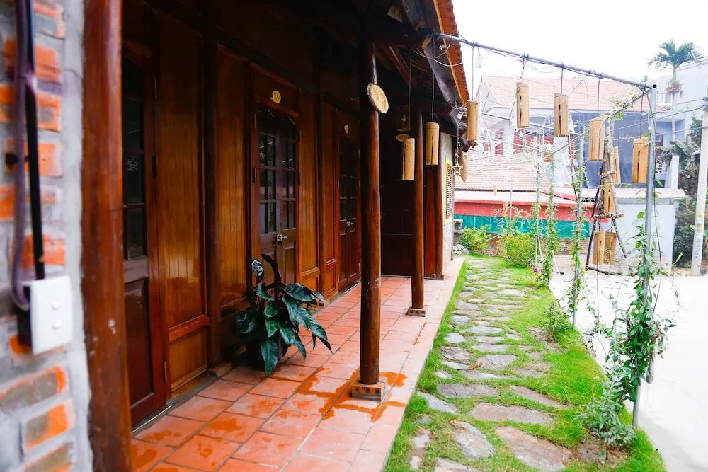 Bis House