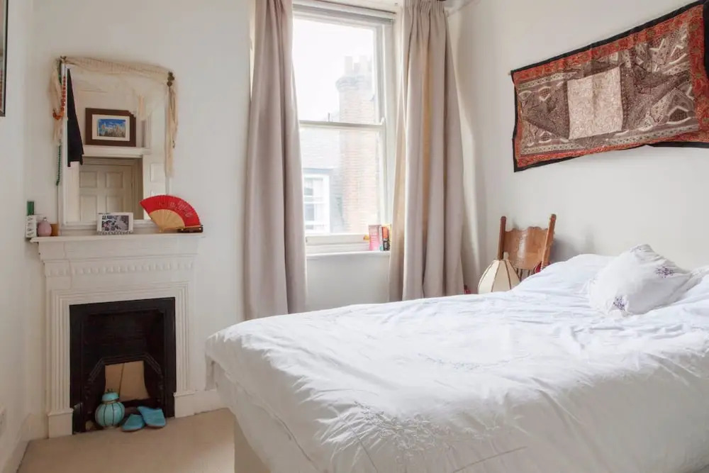 Spacious 2 Bedroom Flat in Battersea Park