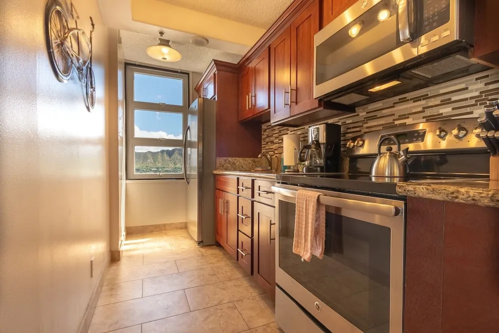 Tower 2 Suite 2014 - Qp 1 Bedroom Home