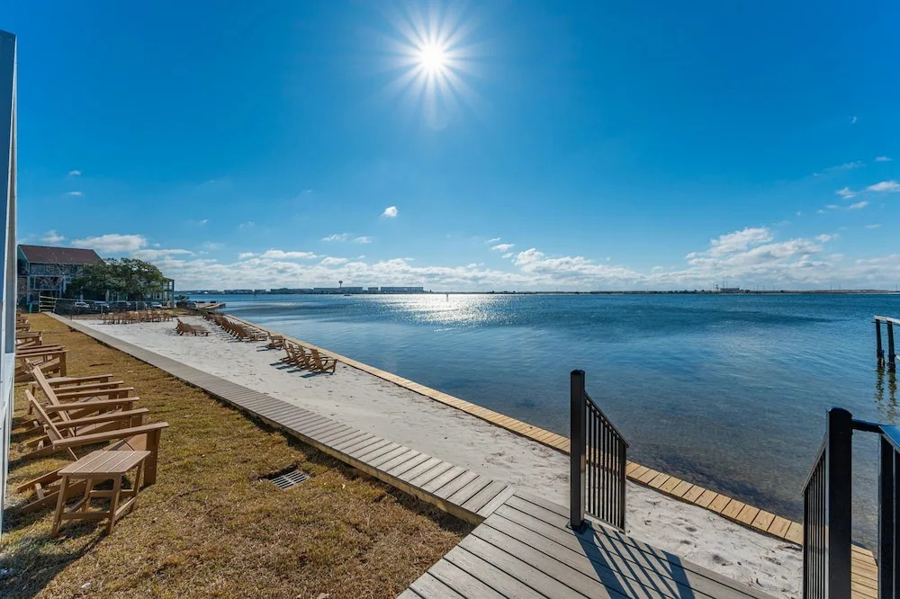 Direct Waterfront Cabin Sunset Views 5