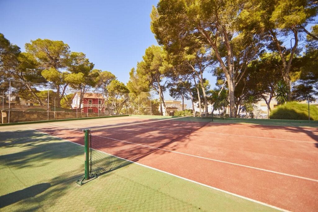Курортный отель MLL Palma Bay Club