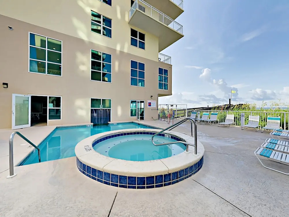 921 W Beach Blvd Condo Unit 705 2 Bedrooms 2 Bathrooms Condo