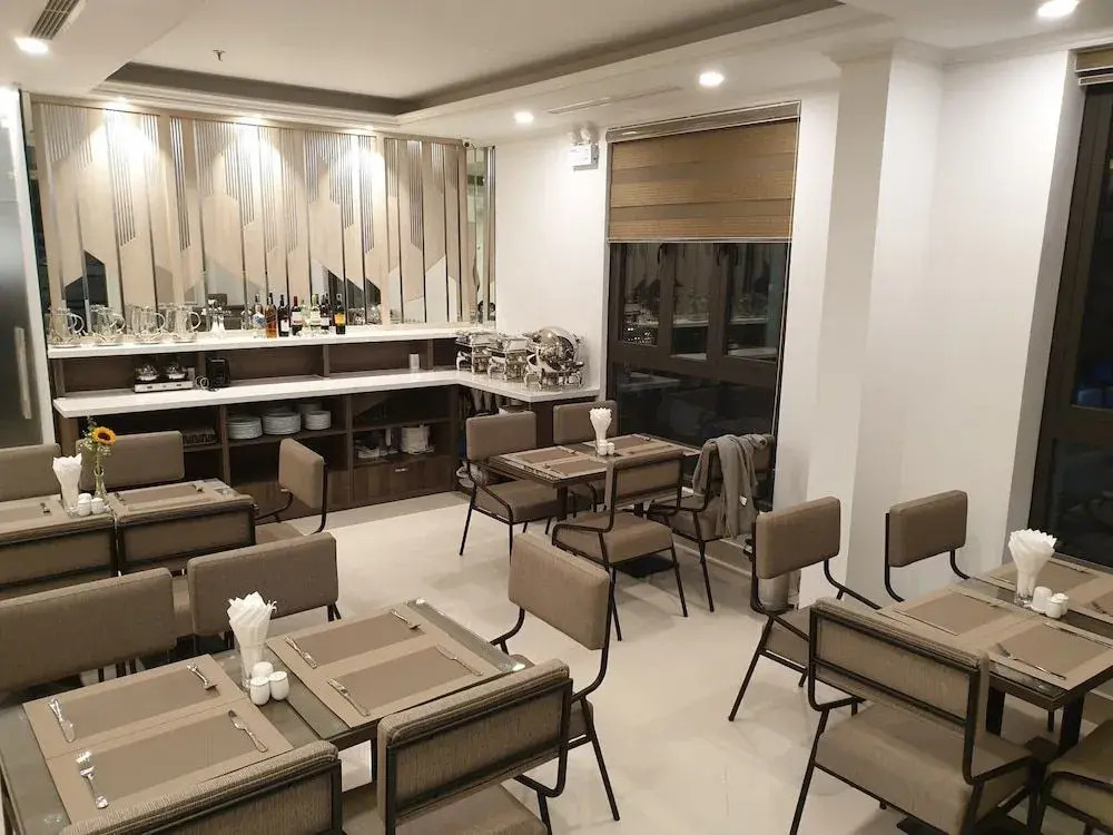 A25 Hotel - Hoàng Đạo Thúy 1