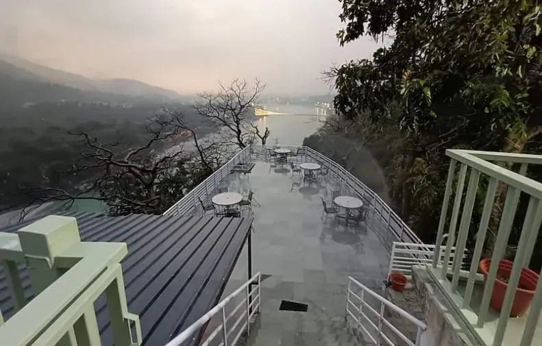 Reveries Luxury Hotel Rishikesh