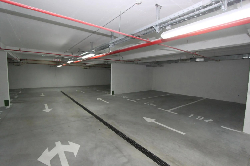 New Belgrade Apartments Magnetic, parking 5 evra dan