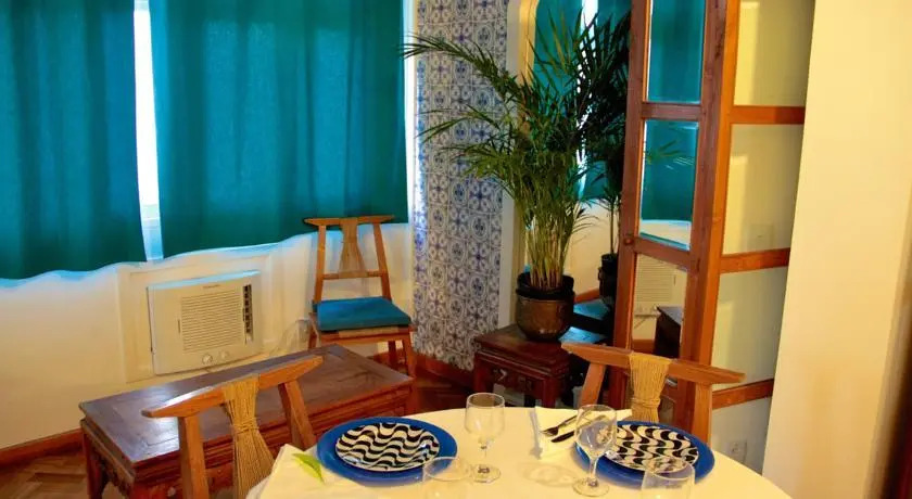 Oceanview 3Bdrm Apartment Copacabana V006