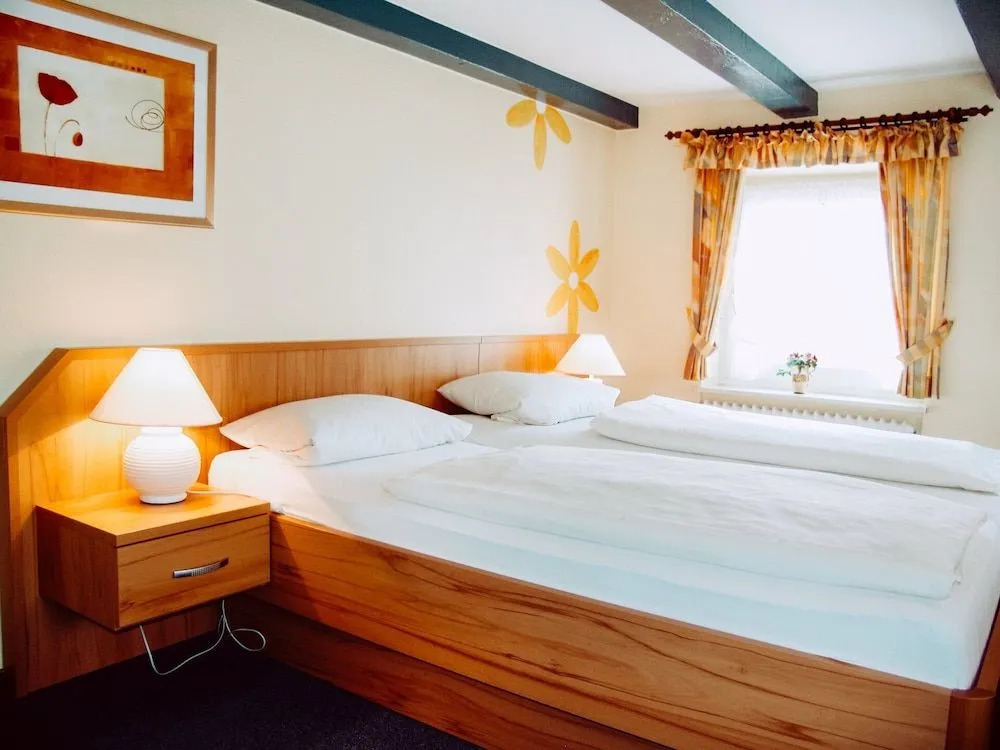 Hotel Schatthaus