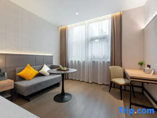 Homeinn Plus Hotel (Quanzhou Quanshang Global Plaza)