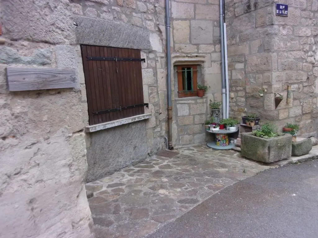 triplex douillet