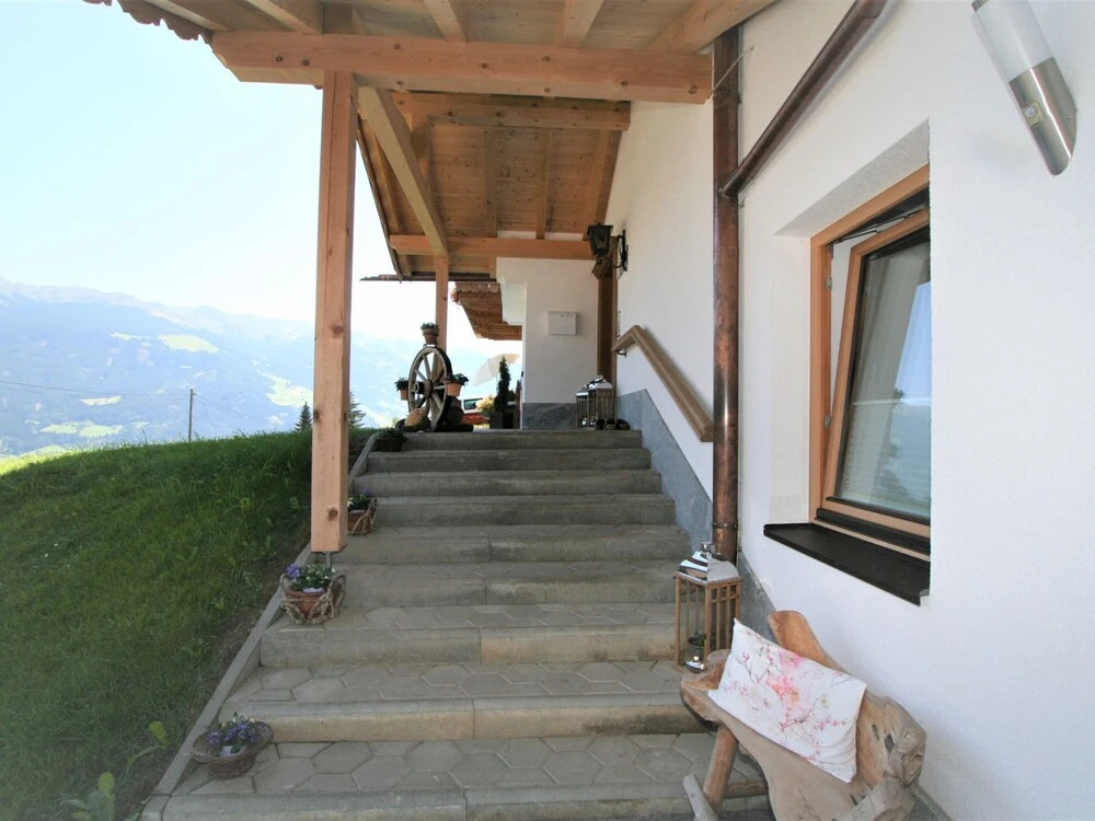 Luxner Emberg in Emberg