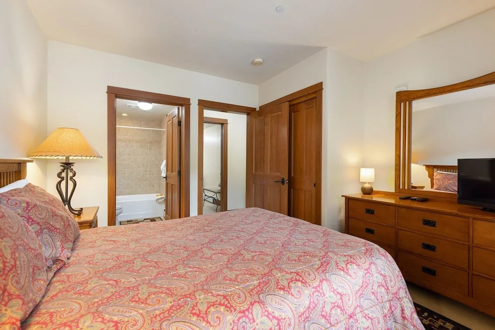 201 Oro Grande 2 Bedroom Condo by RedAwning
