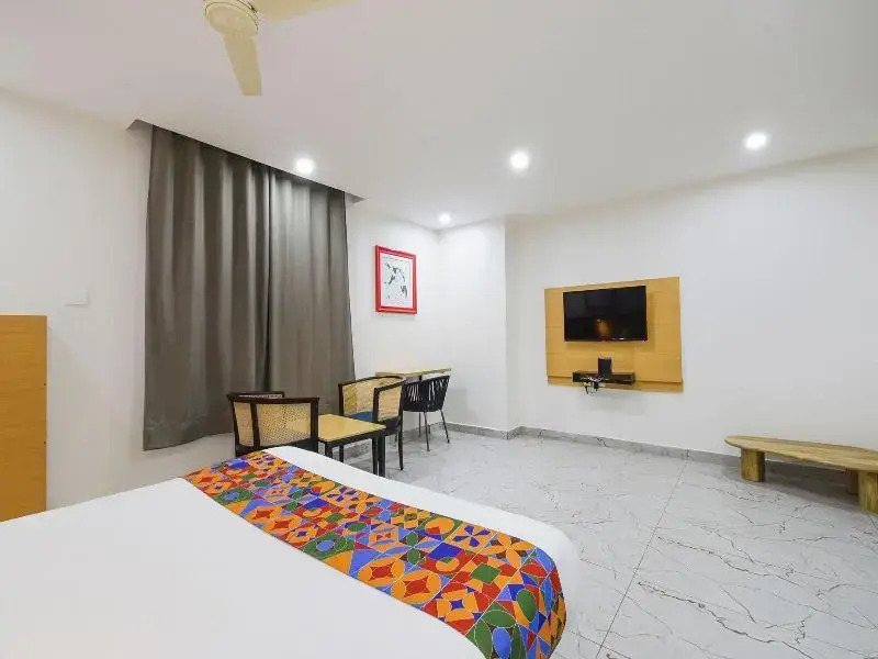 Fabhotel Unnam - Nr Amazon Hyderabad Campus, Financial District, Gachibowli