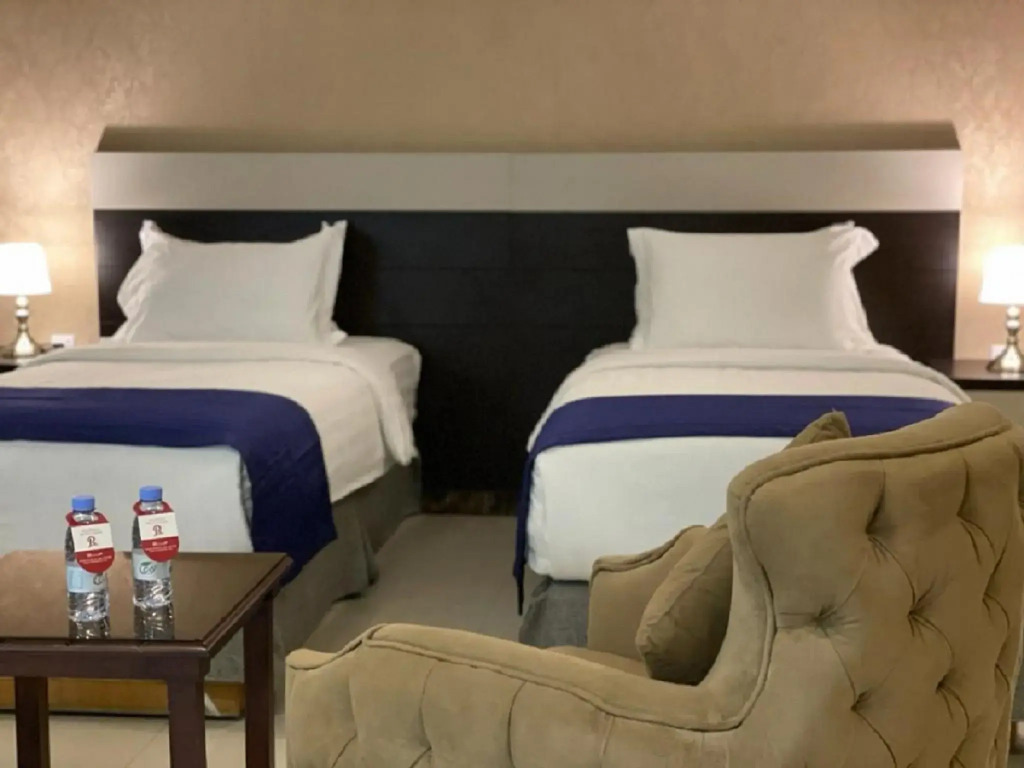 Remaz Suites Hotel