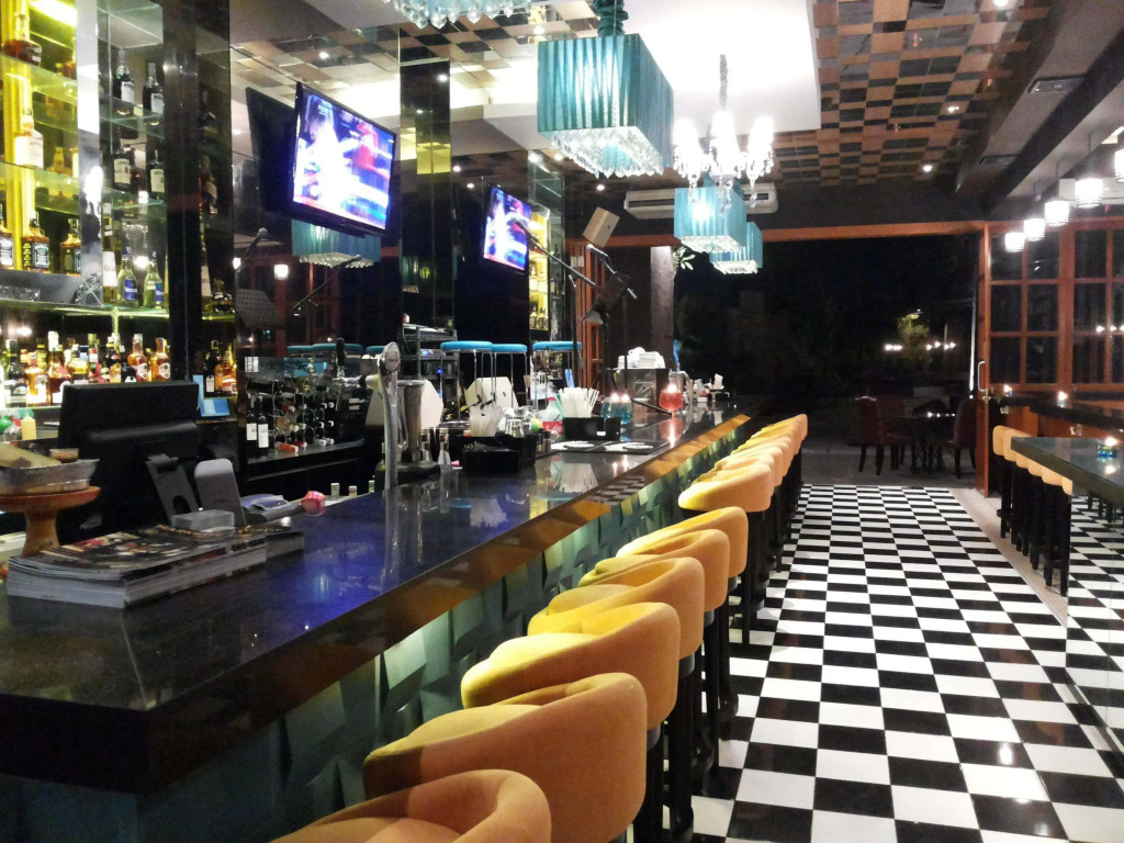 TS SUITES Seminyak Bali