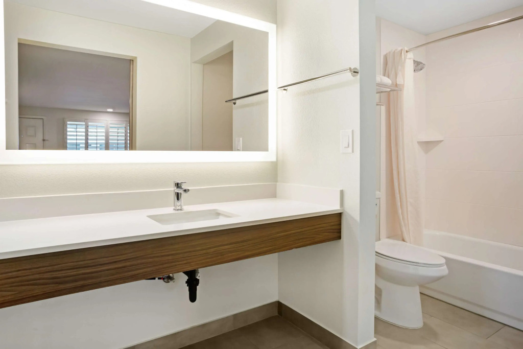 Best Western Shadow Inn