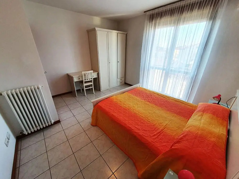 Peschiera 2km From Gardaland With Pool