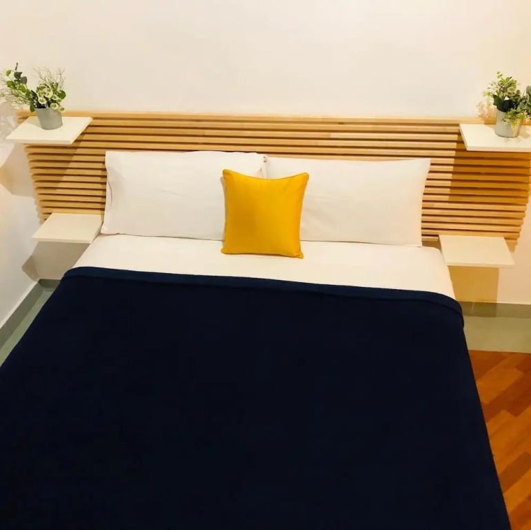 Santa Maria La Nova 21 B&B