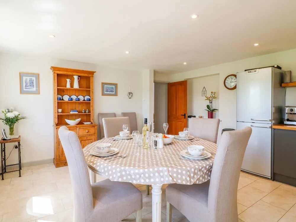 Grooms Cottage