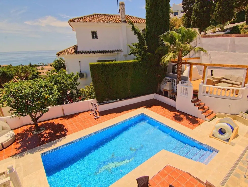 Villa with 4 Bedrooms in Málaga, with Wonderful Sea View, Private Pool And Furnished Terrace