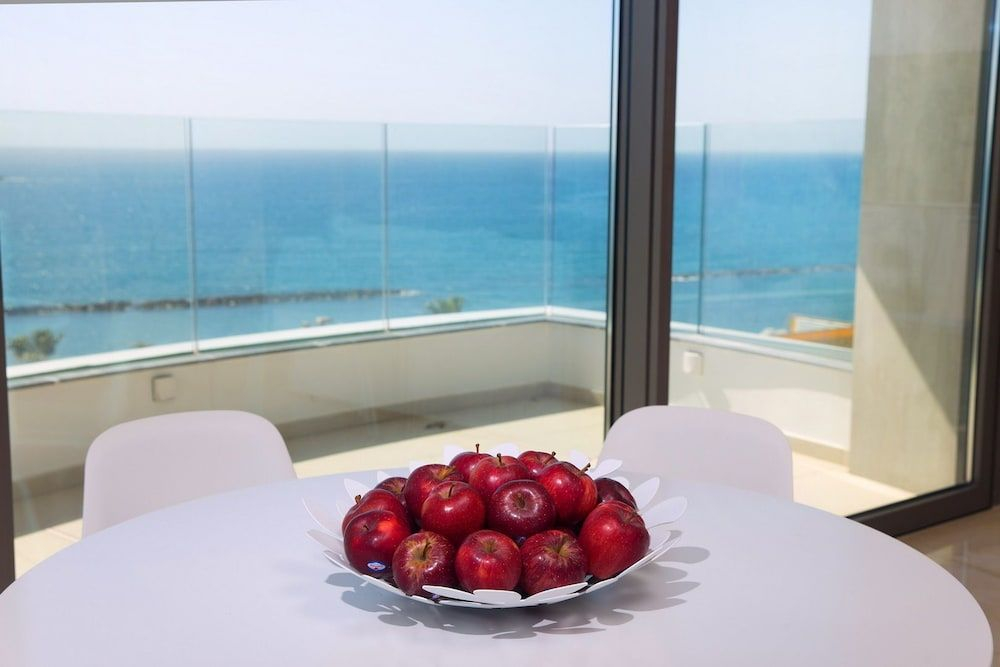 The Arc Ship Exclusive Apartment