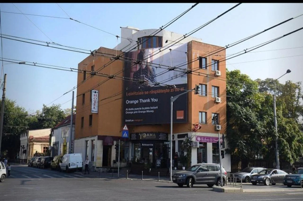 Stars Hotel