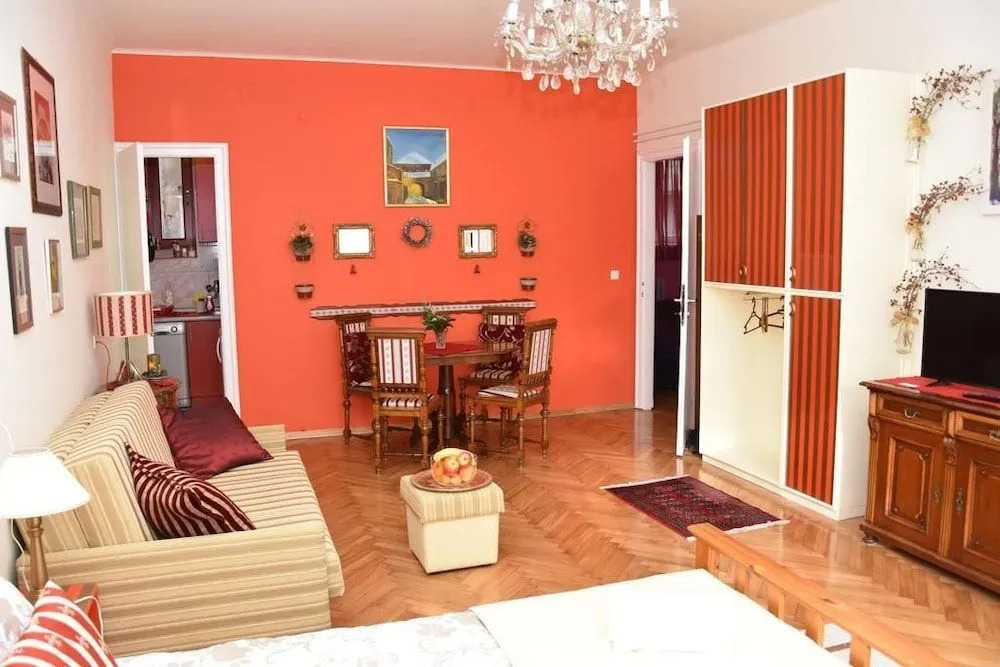 Apartments Oldtimer