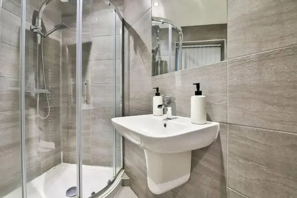 Whitchurch Place 2 Bed Flat in Cardiff