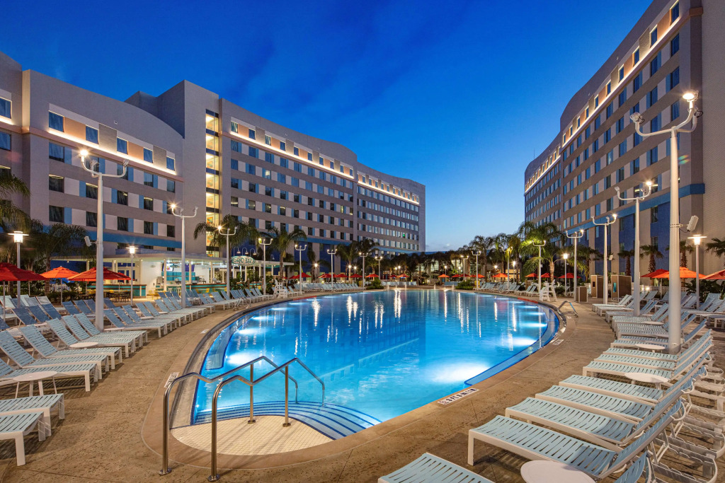 Universals Endless Summer Resort - Surfside Inn and Suites