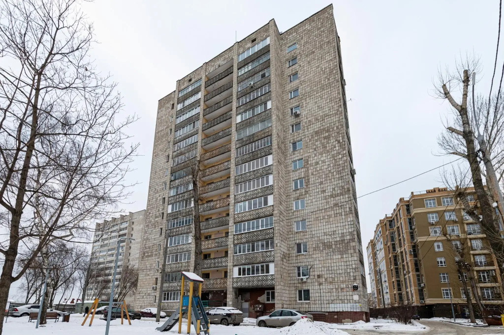Апартаменты Серп и молот