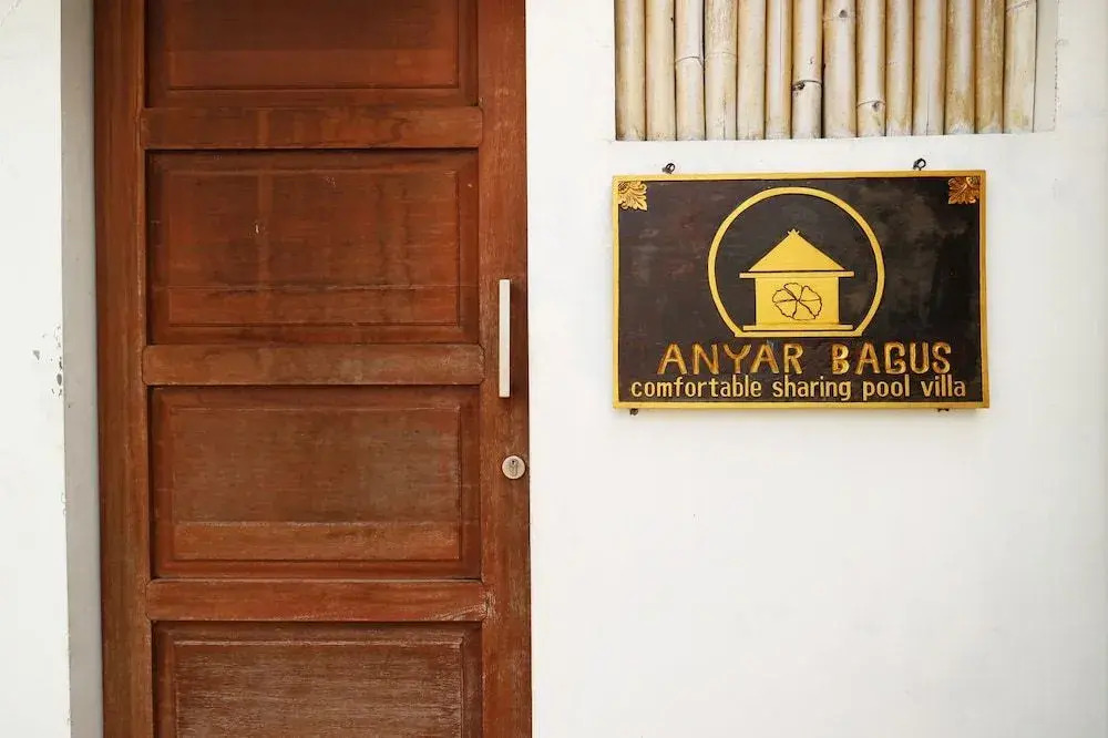 Villa Anyar