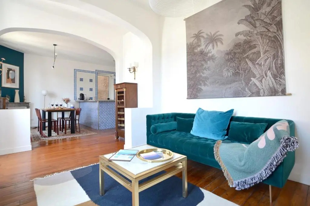 Gambetta Stylish 2 bedrooms apartment - Between Beach & Fresh Market