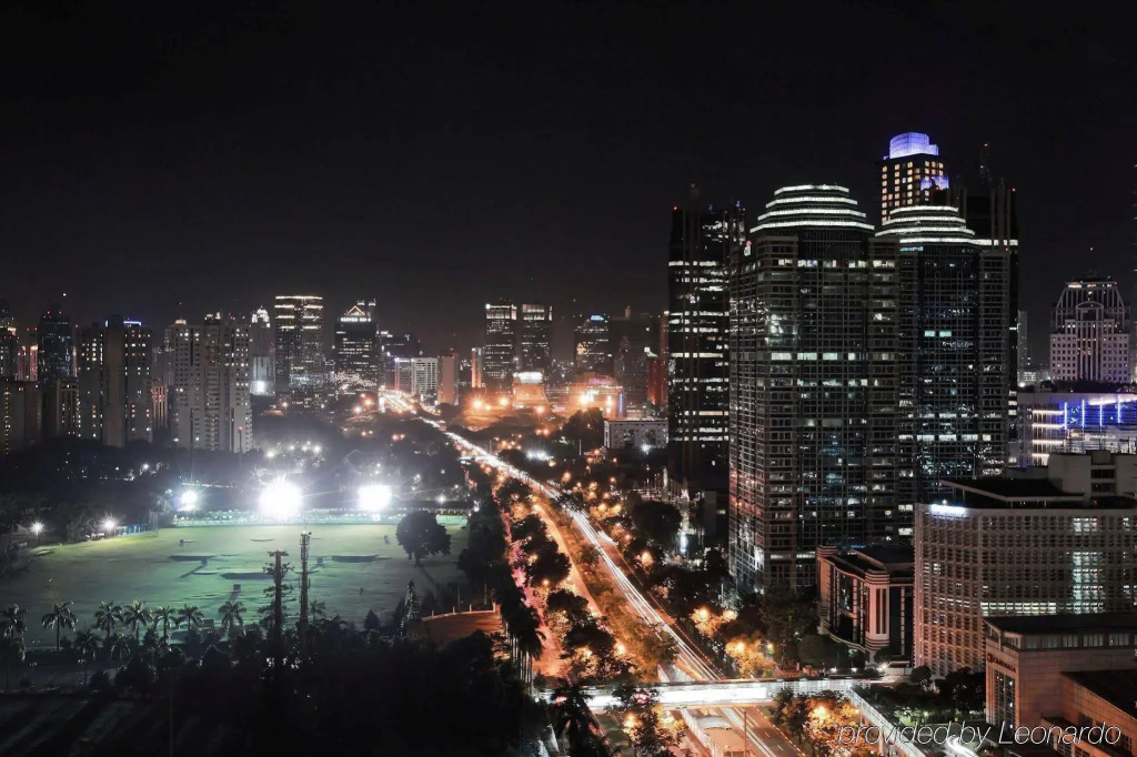HARRIS Suites fx Sudirman
