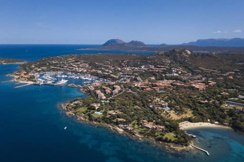 Le Dimore Di Cugnana With Shared Pool