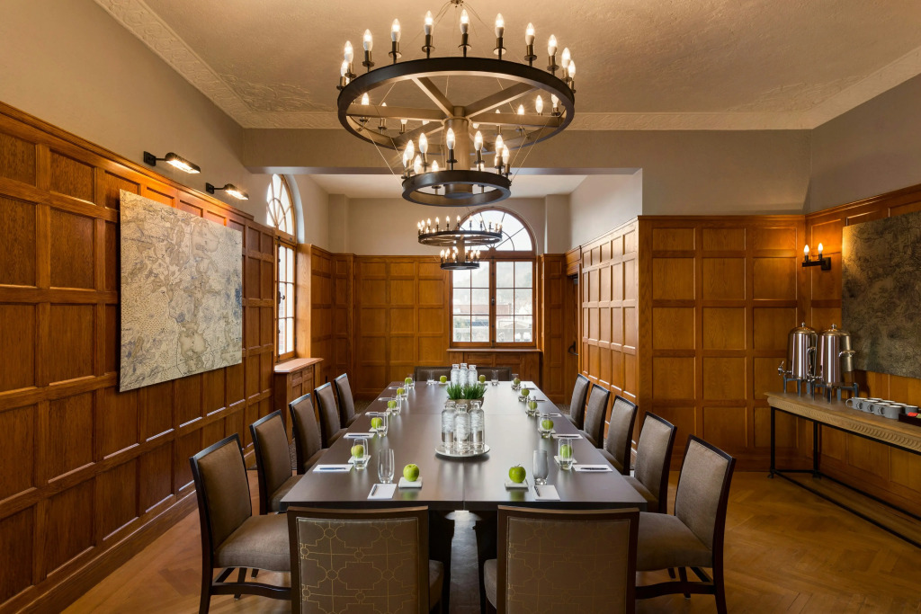 Hotel Saranac, Curio Collection By Hilton