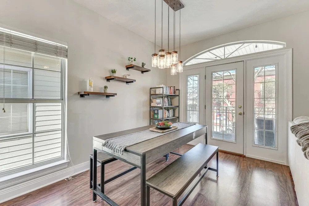 Walkable Dtwn Fort Walton Beach Condo w/ Balcony
