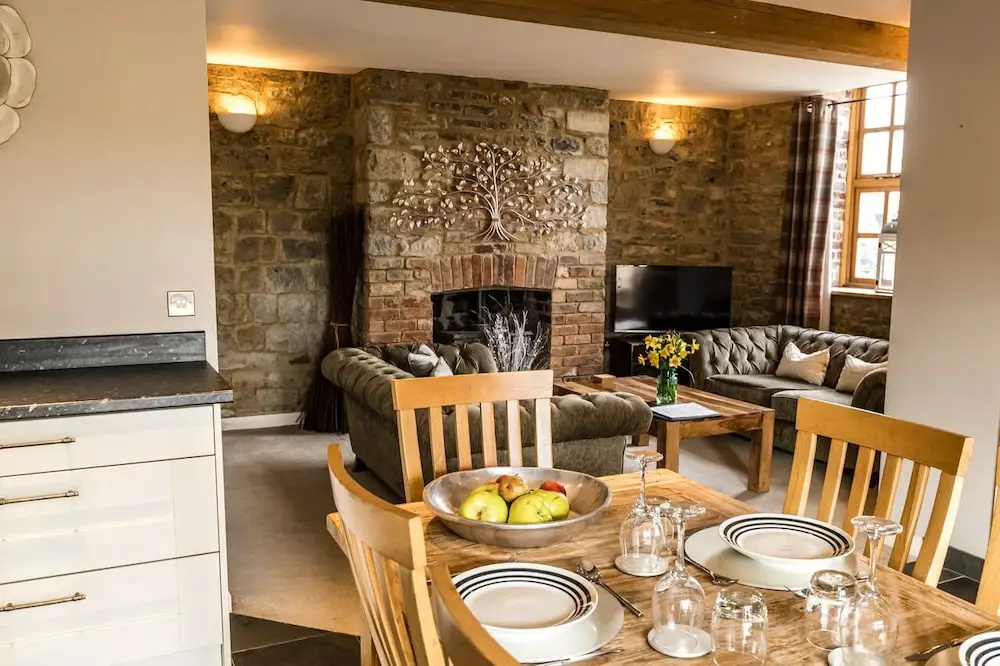 Somerset Country Escape - Luxury barns with hot tubs