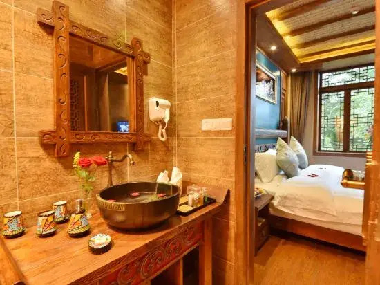 Longzhu Boutique Inn Lijiang