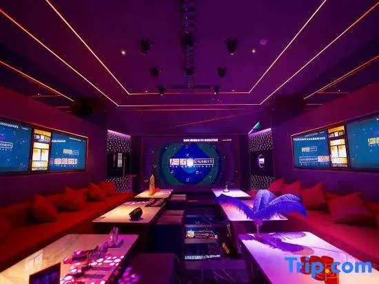 Homeinn Selected Hotel (Shanghe Shangzhong Road Yuanyang Future Plaza)