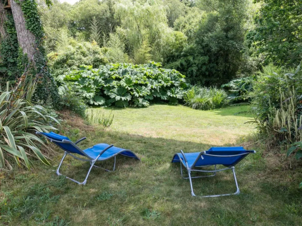Les Bruyeres 17409