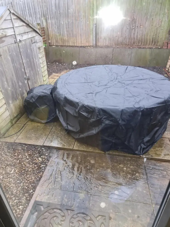 Pierocks Wickets Luxury Entire House, Free Parking and Wi-fi in Maidenhead