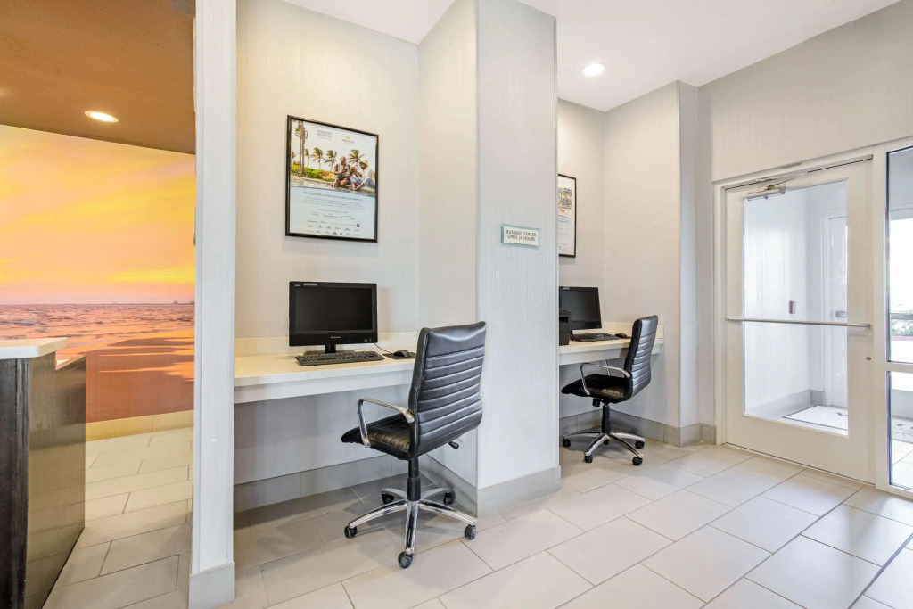 La Quinta by Wyndham Corpus Christi - Portland
