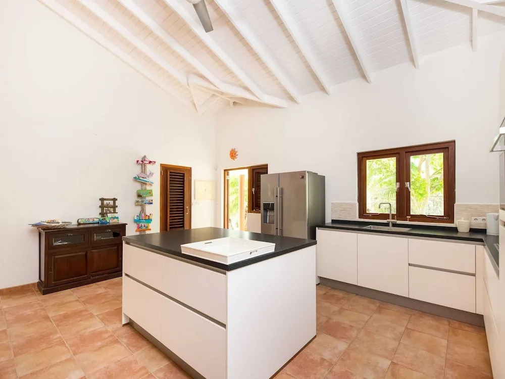 Apartment Mama Sha With Shared Pool Near Jan Thiel
