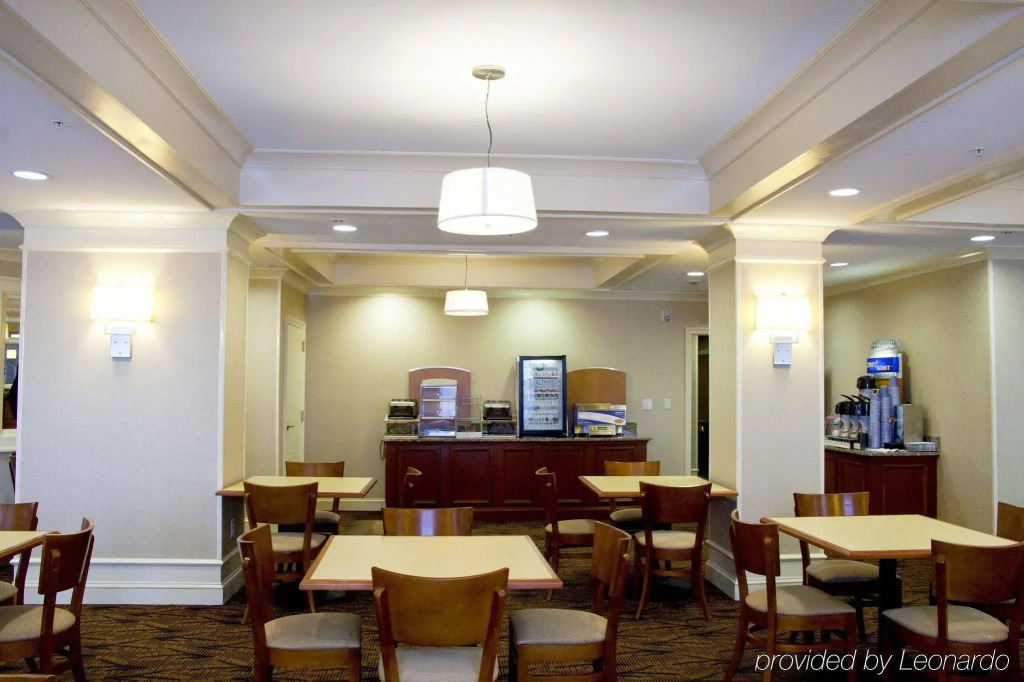 Comfort Inn & Suites Hadley - Amherst