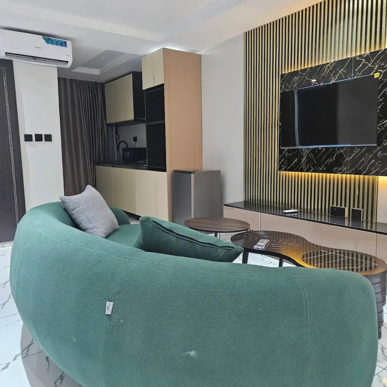 Anibex Luxe