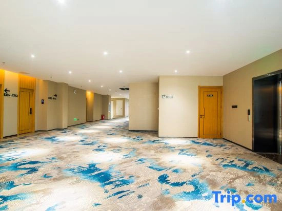 Rongyuan Windsor Mulsanne Hotel (Qingdao Academician Port Expo Branch)
